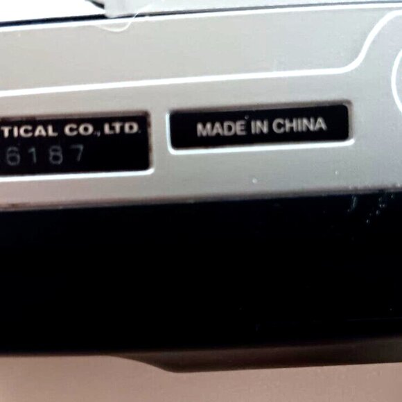 Olympus Infinity Zoom 80 35mm Point & Shoot Film Camera TESTED - Picture 10 of 11